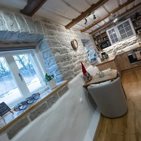 Like Salme 31 * Tallinn